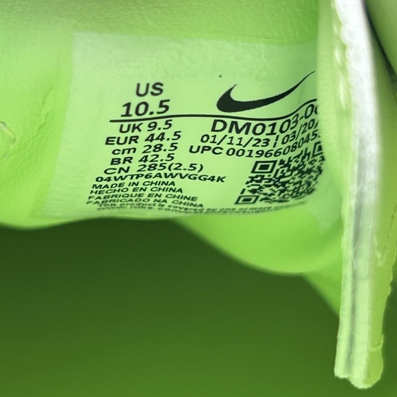 Jordan ADG 4 'Phantom Barely Volt' Golf Shoes - Picture 6 of 10